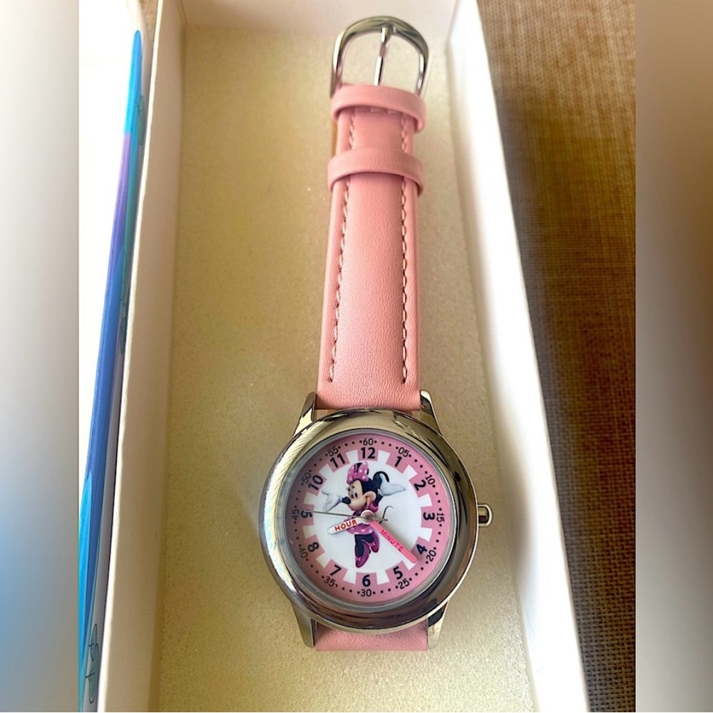 Girl’s Disney Minnie Mouse Watch